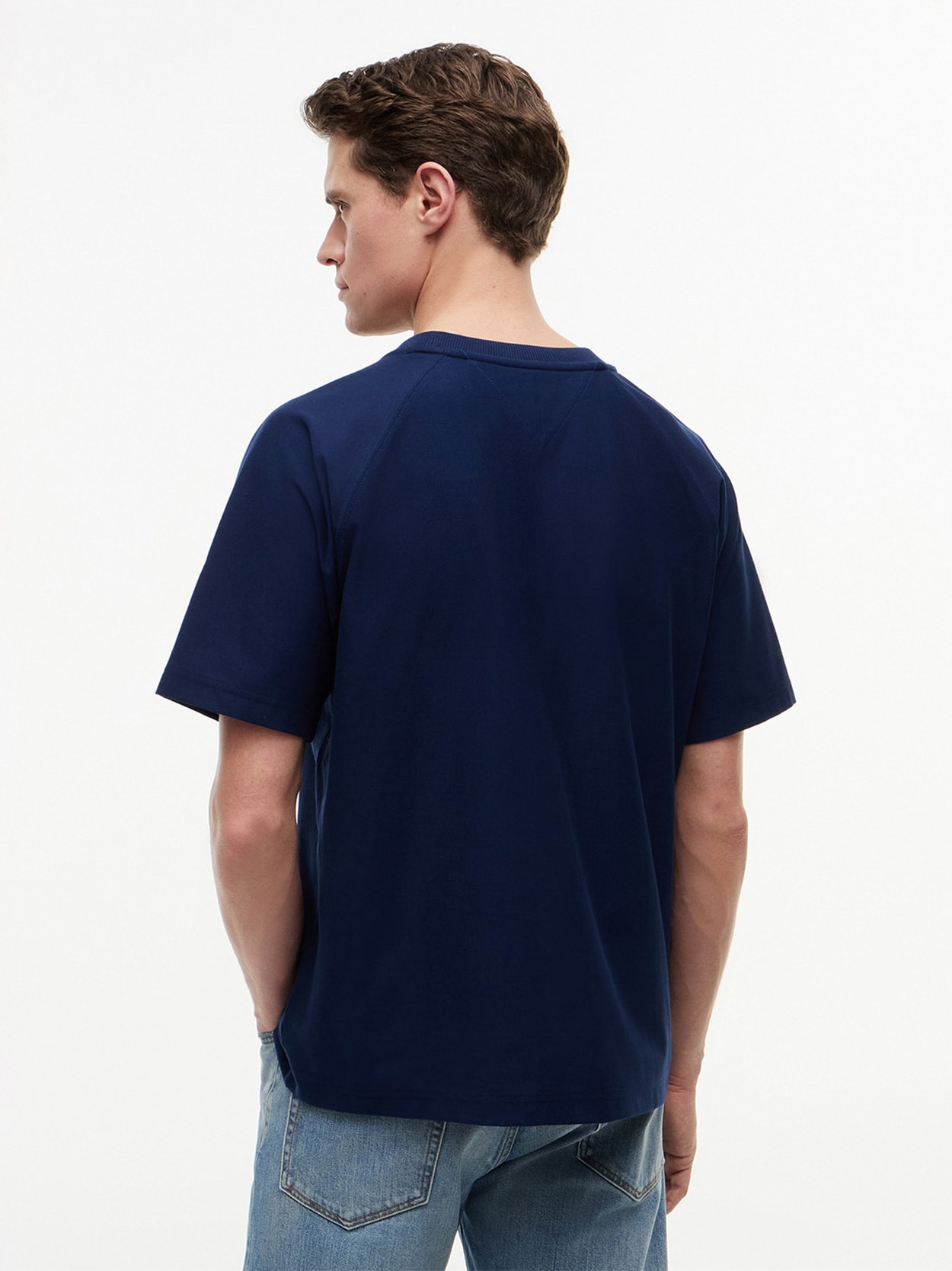 Camiseta Estampa Bandeira no Peito