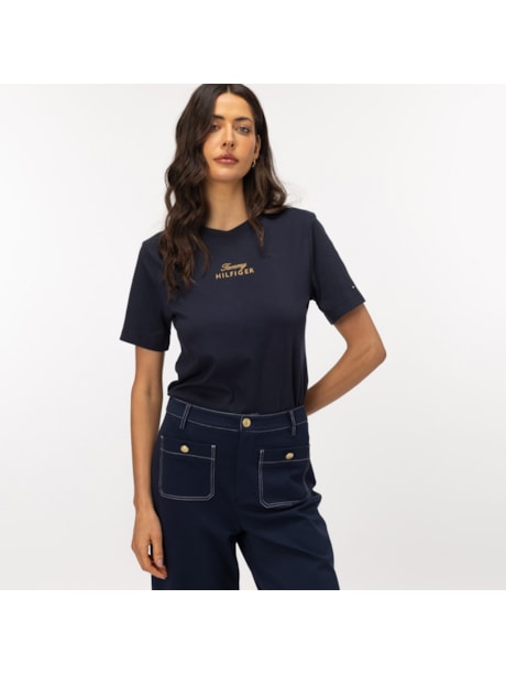 Camiseta Gola C com Bordado de Logo