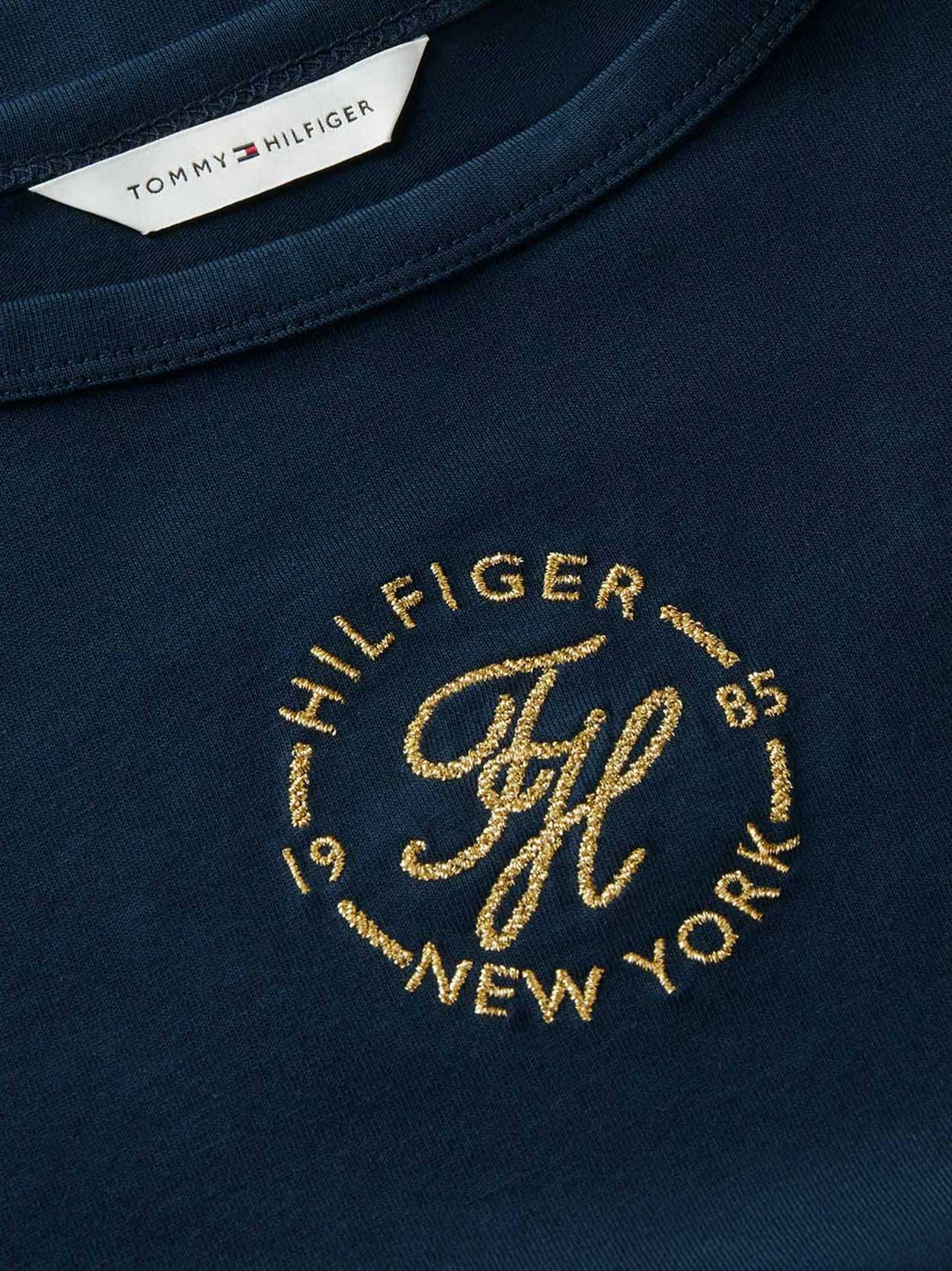 Camiseta Gola Canoa e Logo em Lurex