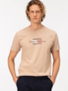 Camiseta Jersey com Estampa de Bandeira