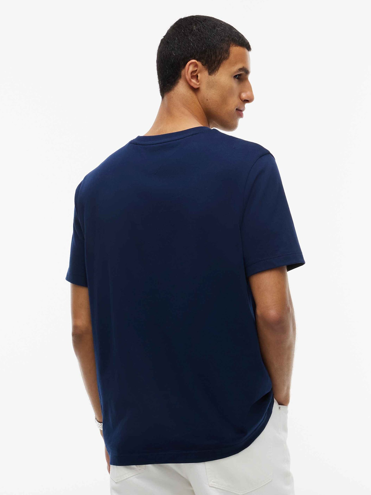 Camiseta Jersey com Estampa de Bandeira Ondulada
