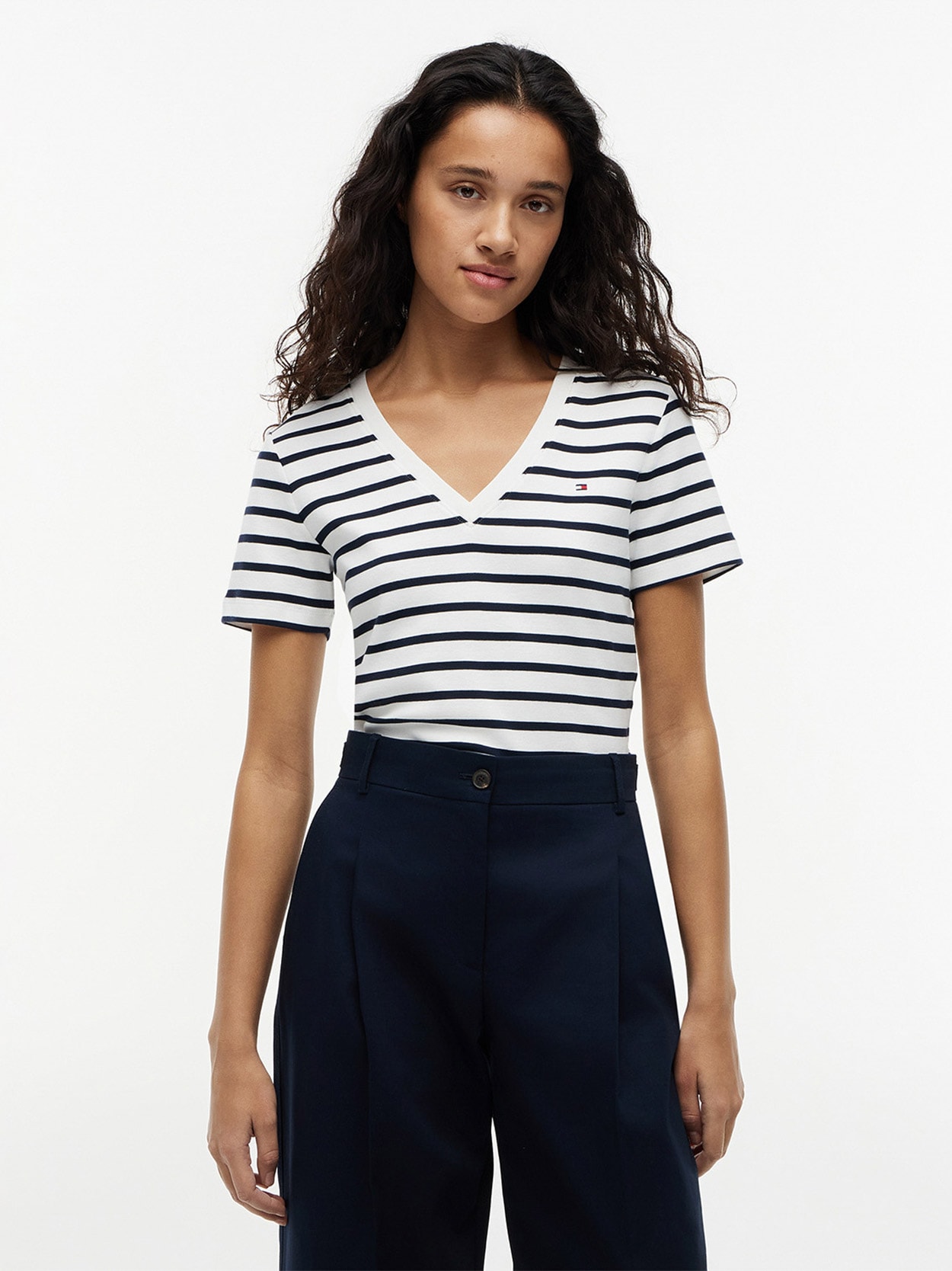 Camiseta Listrada Gola V