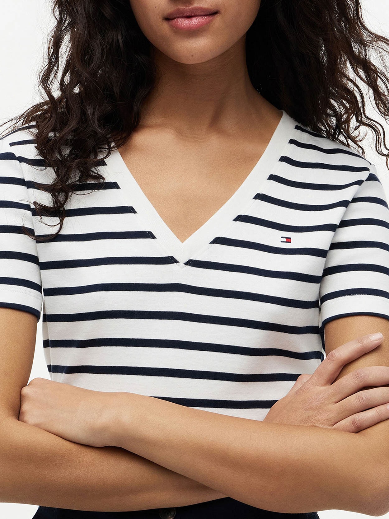 Camiseta Listrada Gola V