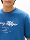 Camiseta Logo Cursivo Bordado