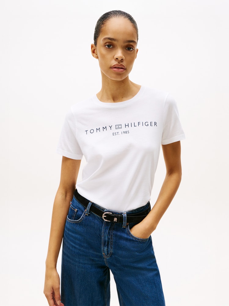 Camiseta Logo Modern Corporate Gola C