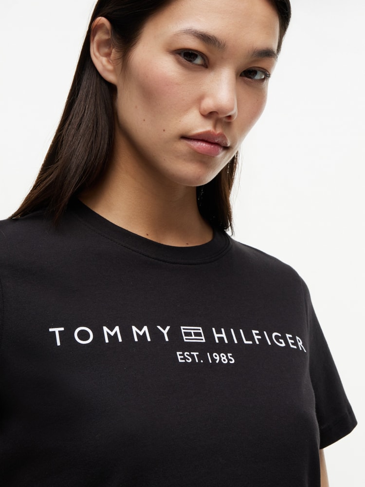 Camiseta Logo Modern Corporate Gola C