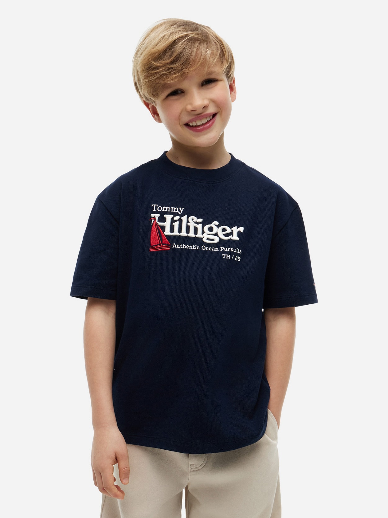 Camiseta Piqué com Logo Bordado Infantil