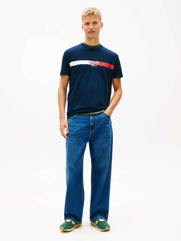 Camiseta Regular Assinatura Listrado