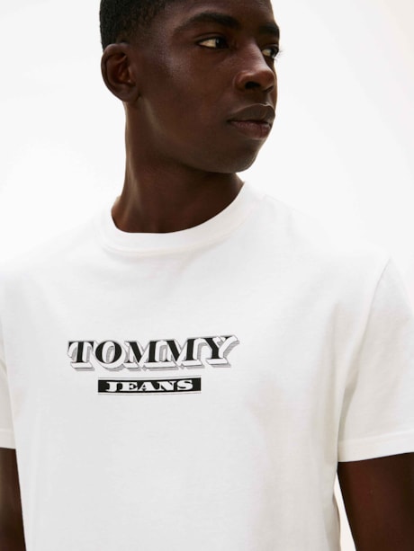 Camiseta Regular com estampa silkada