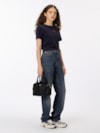 Camiseta Regular Essential com logo silkada