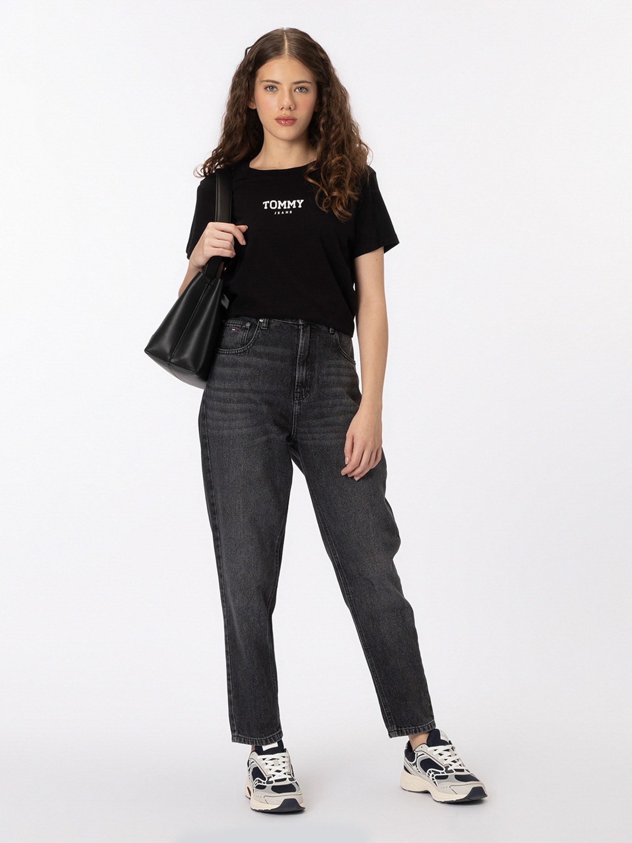 Camiseta Regular Essential com logo silkada