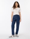 Camiseta Regular Essential com logo silkada