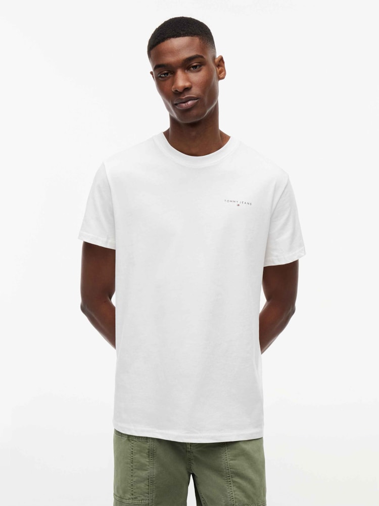 Camiseta Slim com Gola Redonda e Logo Linear
