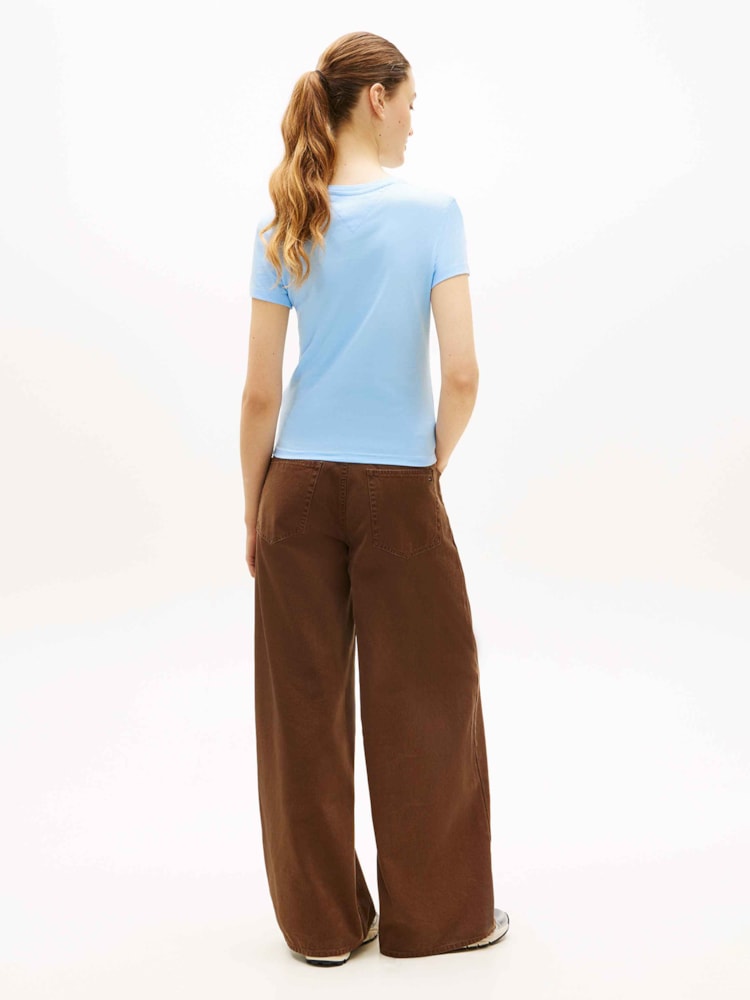 Camiseta Slim Logo Linear