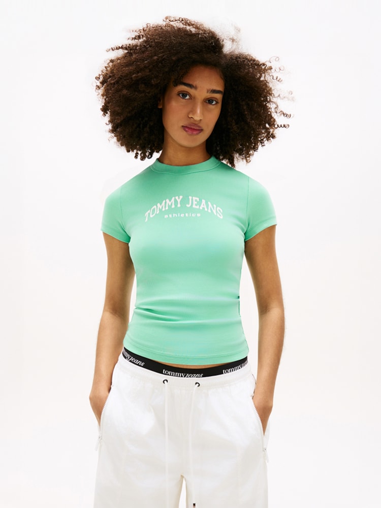 Camiseta Slim Varsity Manga Curta