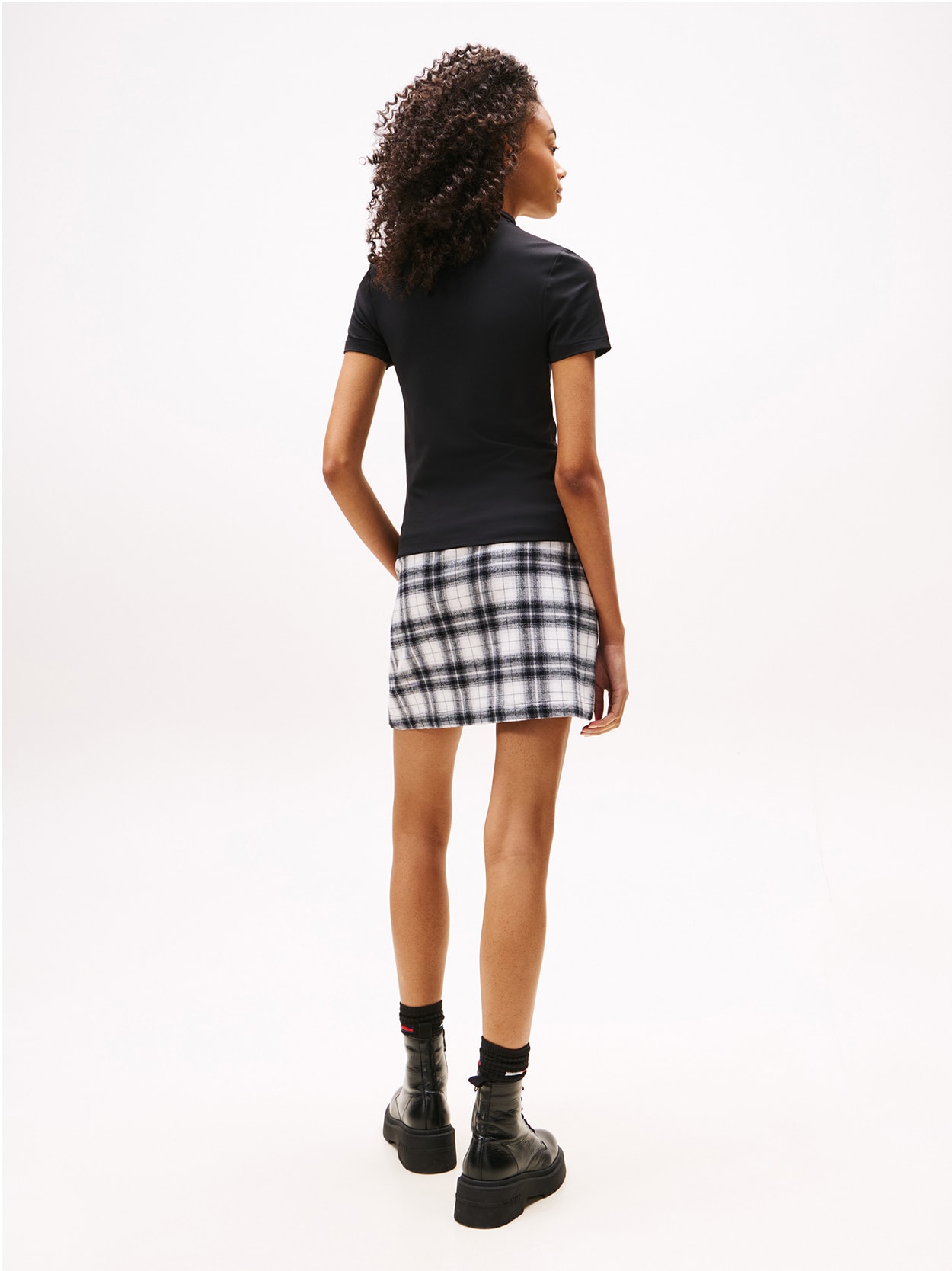 Camiseta Super slim com aplicação metalizada
