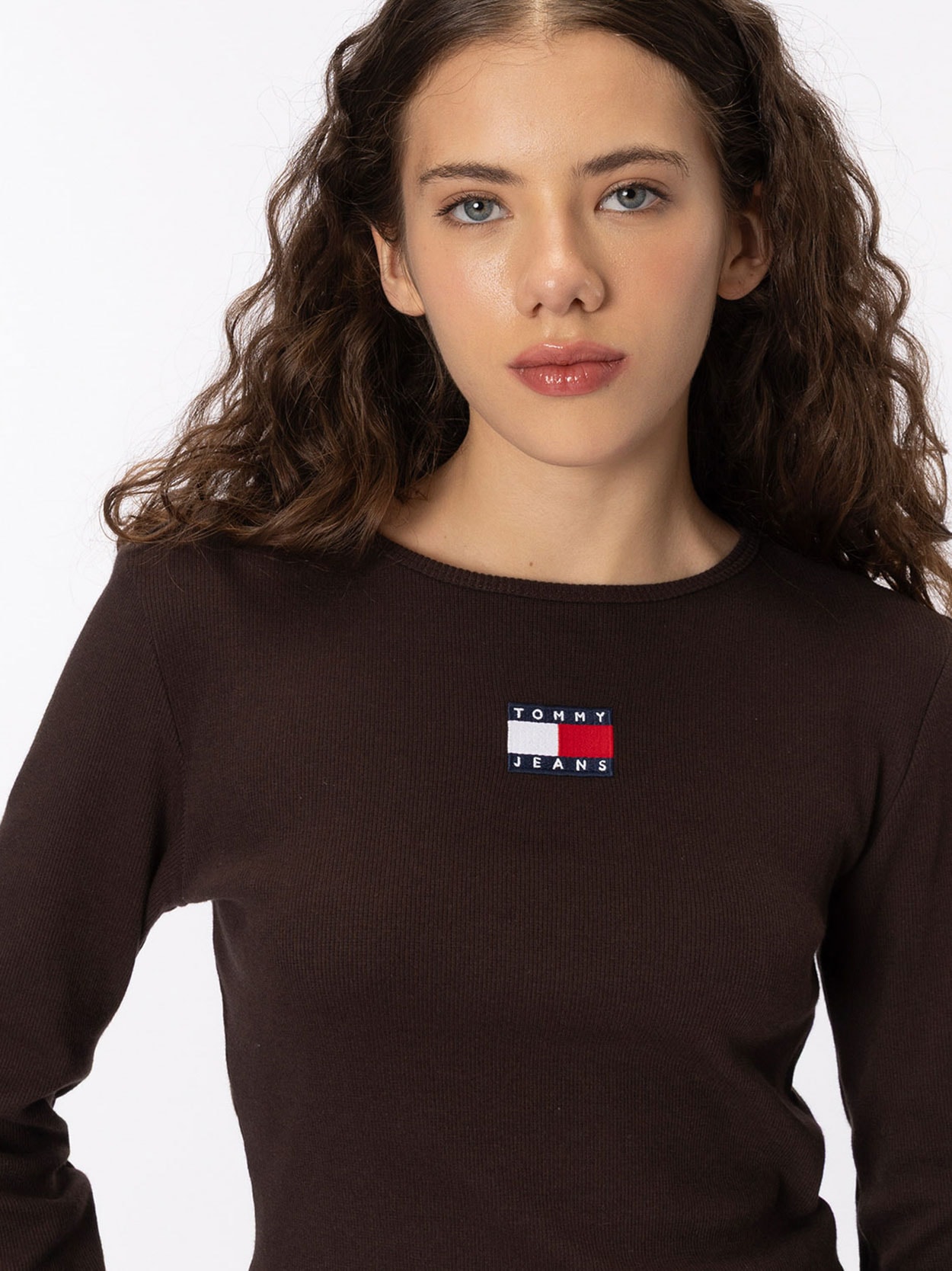 Camiseta Tommy Badge Slim de Manga Longa