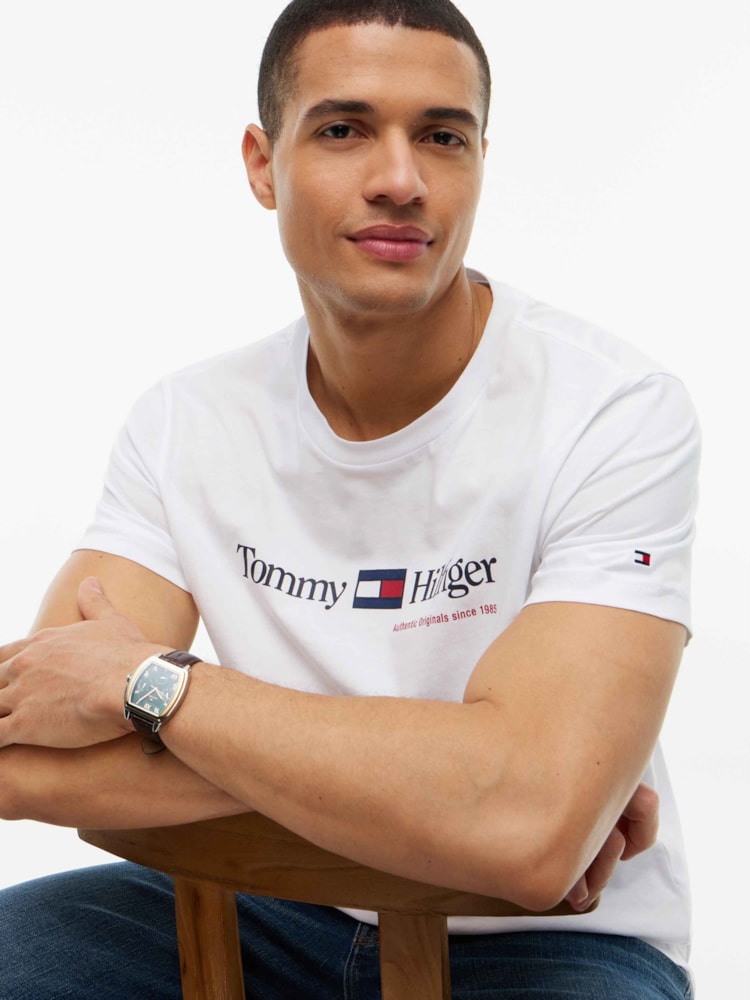 Camiseta Tommy Hilfiger com Gola C