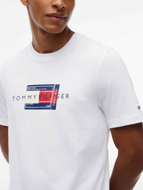 Camiseta Tommy Hilfiger com Logo