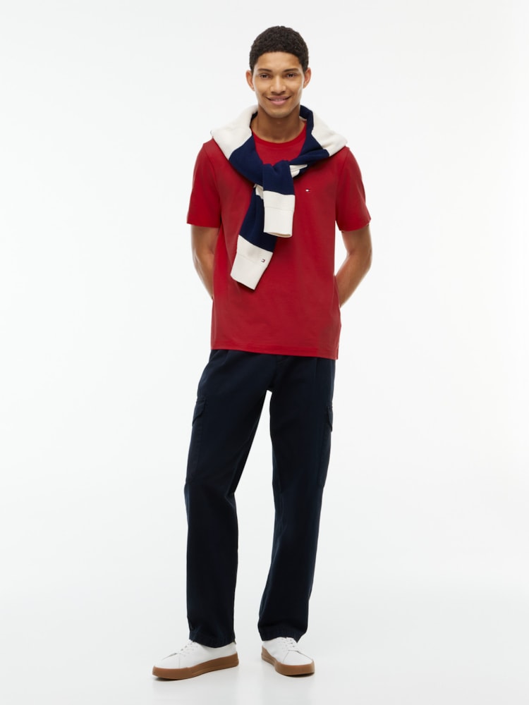 Camiseta Tommy Hilfiger em Algodão Pima com Gola C
