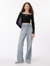 Cropped tommy jeans ombro a ombro com aplicação metalizada