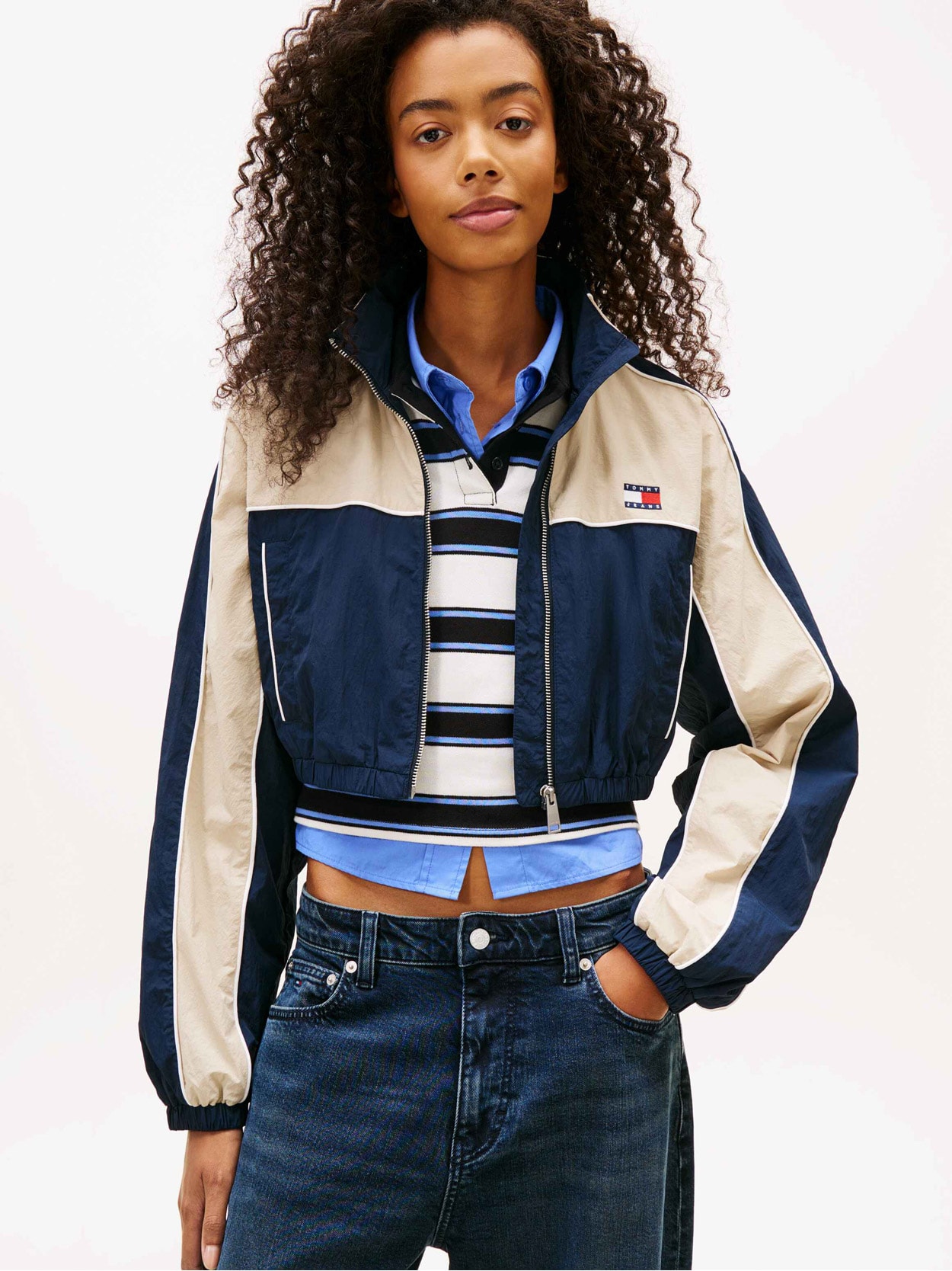 Jaqueta com Detalhes Coloridos e Emblema Tommy Jeans