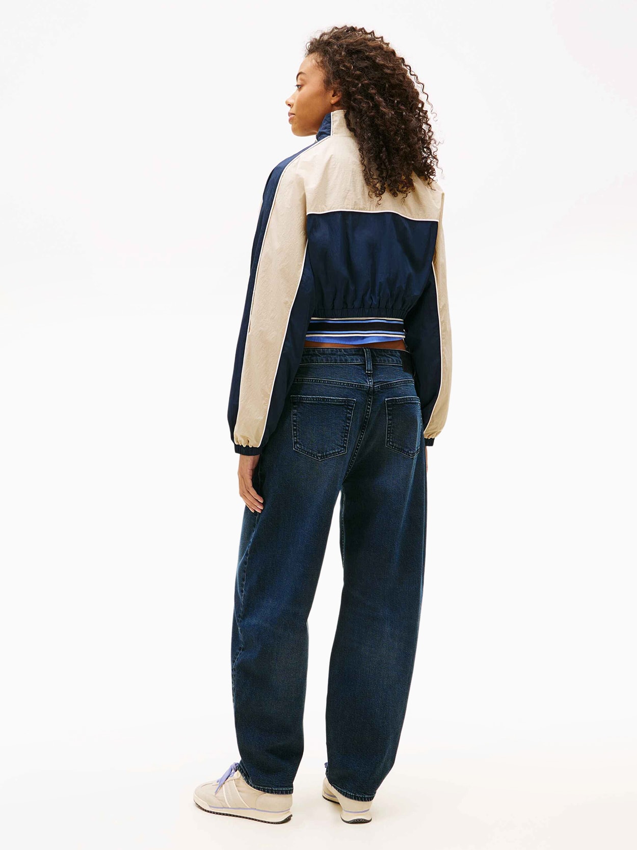 Jaqueta com Detalhes Coloridos e Emblema Tommy Jeans