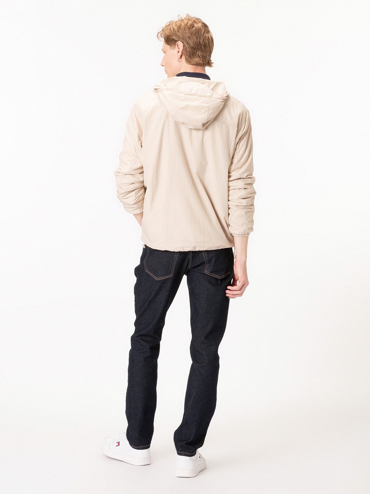 Jaqueta Fleece e Logo Refletivo