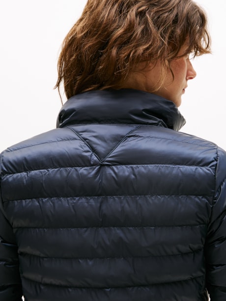 Jaqueta Puffer Clássica com Capuz Removível e Zíper