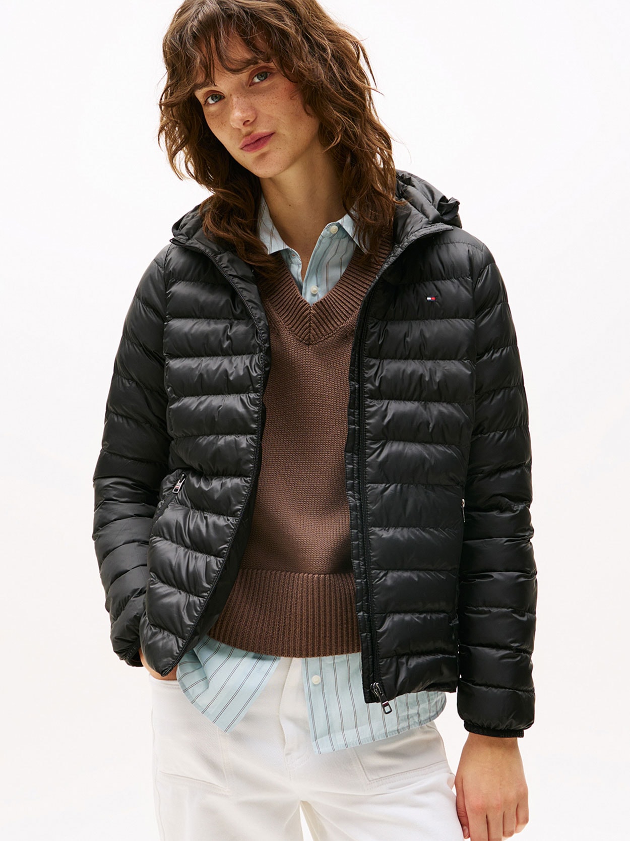Jaqueta Puffer Clássica com Capuz Removível e Zíper