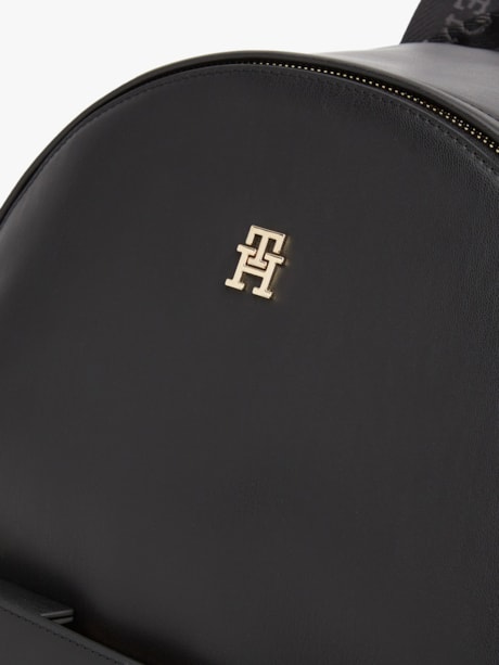 Mochila com Alças Ajustáveis Bolso Frontal e Fechamento em Zíper