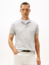 Polo de Modelagem Regular com Bordado da Bandeira