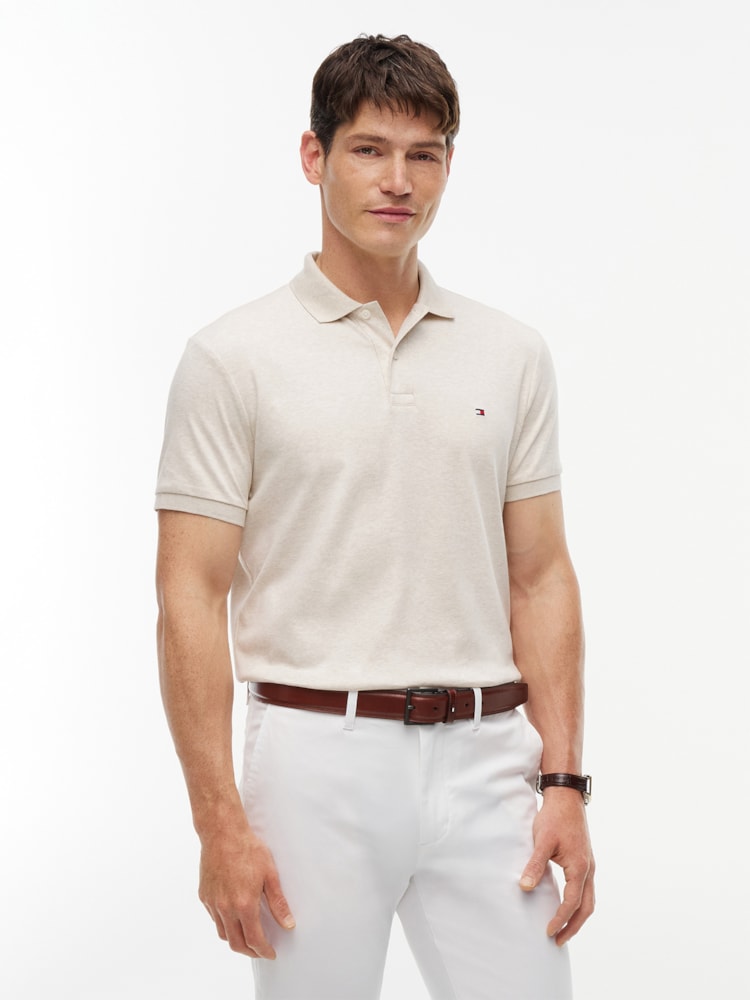 Polo de Modelagem Regular com Bordado da Bandeira