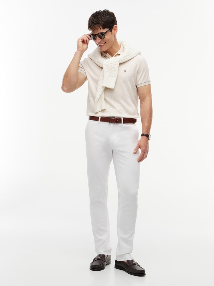 Polo de Modelagem Regular com Bordado da Bandeira