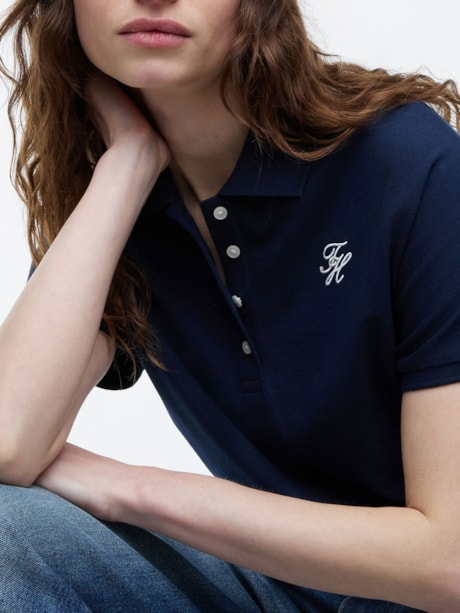 Polo Regular com Logo Bordado