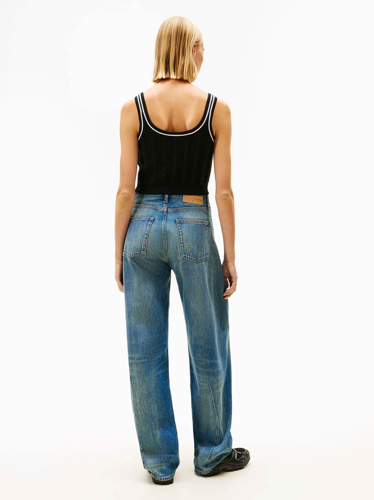 Regata Cropped de Tricô com Detalhe Contrastante Tommy Jeans