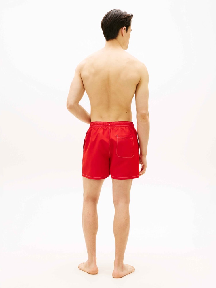 Short Médio Cordão de Ajuste Liso