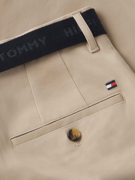 Shorts Chino Denton Slim Reto com Cinto