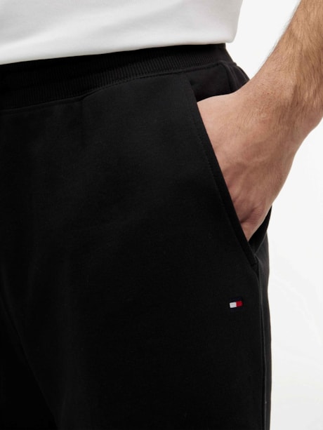 Shorts de Moletom com Bordado de Bandeira