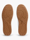 Tênis Basketball com Solado Cleat e Couro