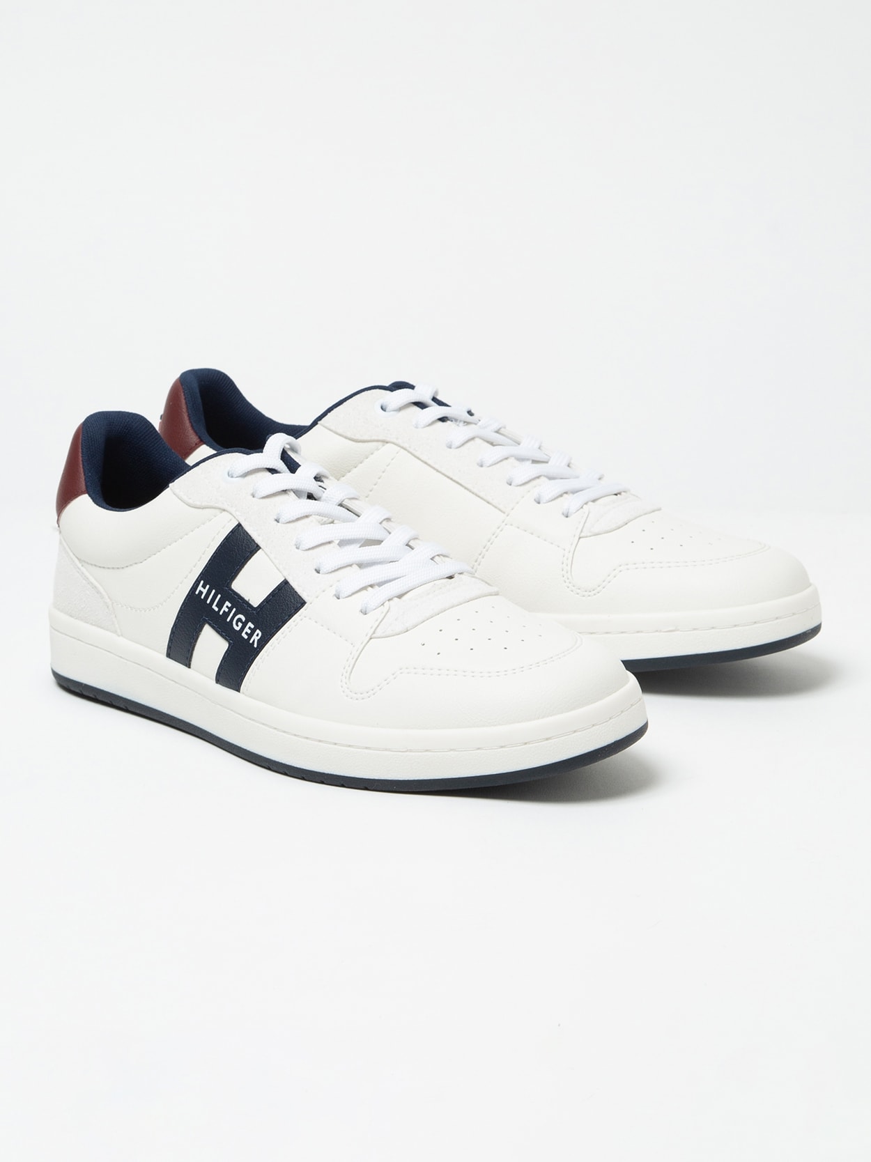 Tênis com Detalhe Lateral TH Tommy Hilfiger