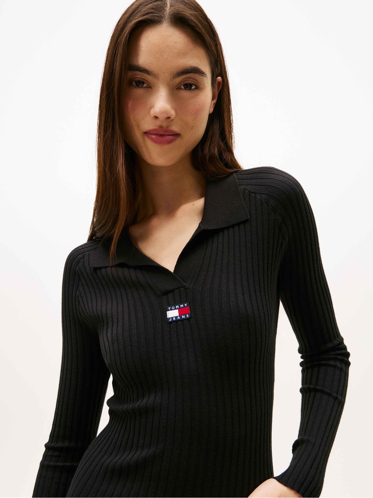 Vestido Decote V de Tricot Canelado