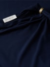 Vestido Jersey com Ferragem Metálica